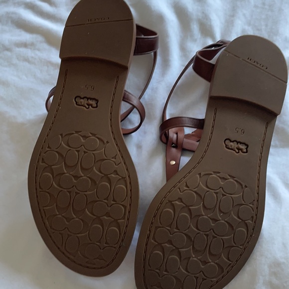 Coach sandal - Picture 2 of 3